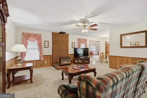 Living - 106 Jandale Dr, Lagrange, GA 30241 photo 2 of 4