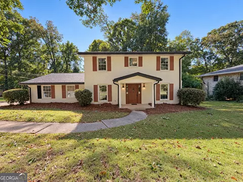 1282 La Mesa Dr, Lawrenceville, GA 30043