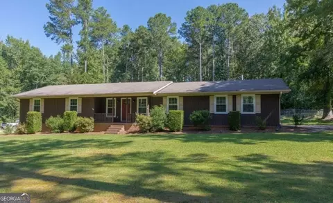 236 Cedar Trl, Jonesboro, GA 30238