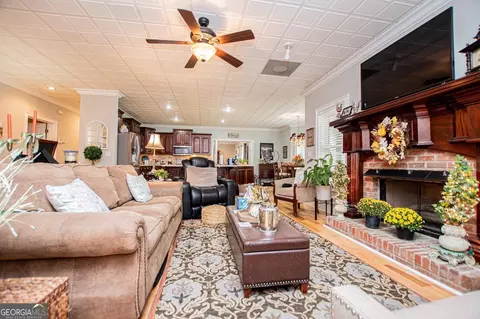Living - 9140 Patrick Pl, Winston, GA 30187 photo 2 of 5