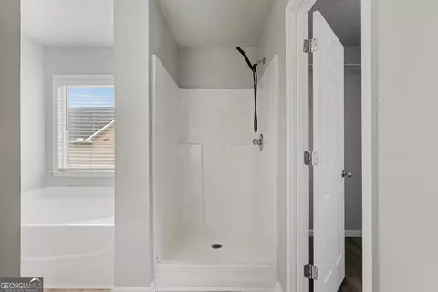 Entry Way - 70 Kestrel Cir, Covington, GA 30014 photo 6 of 7