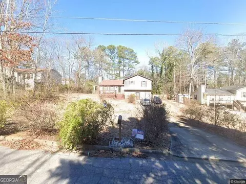 5978 Sumter Dr, Douglasville, GA 30135
