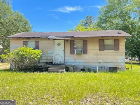 1108 E 4th Ave, Albany, GA 31705