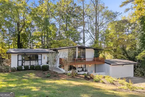 759 Dogwood Dr NW, Lawrenceville, GA 30046