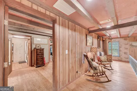 Entry Way - 275 Arlin Williams Rd, Toccoa, GA 30577 photo 7 of 11