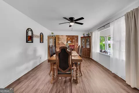 Dining - 275 Arlin Williams Rd, Toccoa, GA 30577 photo 3 of 5