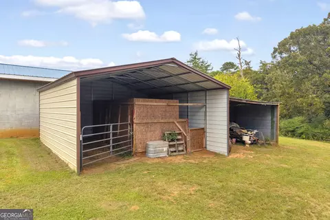 Exterior - 275 Arlin Williams Rd, Toccoa, GA 30577 photo 12 of 14