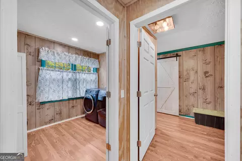 Entry Way - 275 Arlin Williams Rd, Toccoa, GA 30577 photo 4 of 11