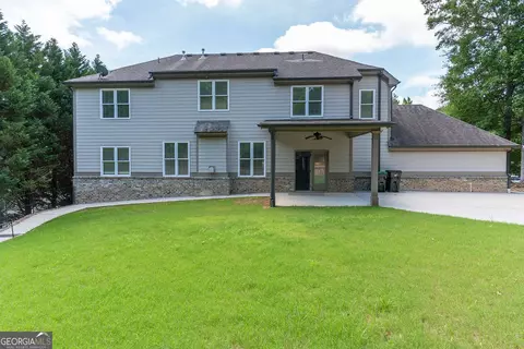 Exterior - 3079 Hidden Falls Dr, Buford, GA 30519 photo 5 of 8
