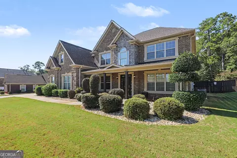 Exterior - 313 Snow Bird Dr, Hampton, GA 30228 photo 2 of 10