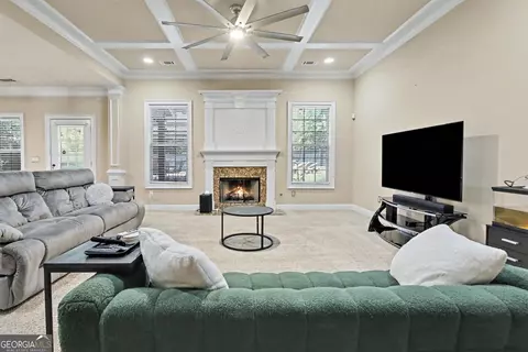 Living - 313 Snow Bird Dr, Hampton, GA 30228 photo 1 of 3
