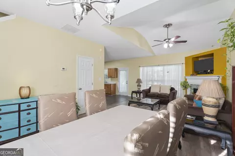 Dining - 6701 Sunset Ct, Rex, GA 30273 photo 2 of 2