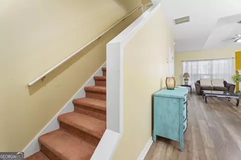 Entry Way - 6701 Sunset Ct, Rex, GA 30273 photo 3 of 6