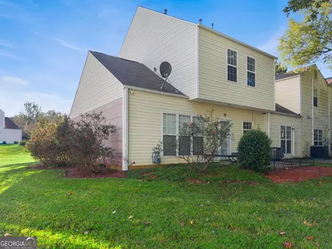 Exterior - 6701 Sunset Ct, Rex, GA 30273 photo 3 of 4