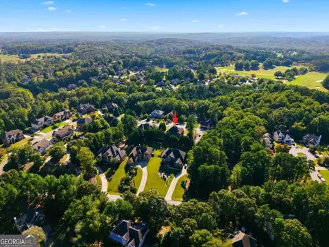 View/Area - 605 Settles Brook Ct, Suwanee, GA 30024 photo 3 of 7