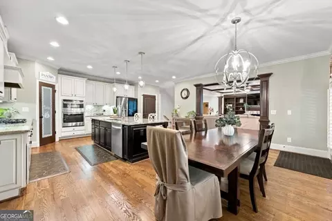 Dining - 605 Settles Brook Ct, Suwanee, GA 30024 photo 5 of 5