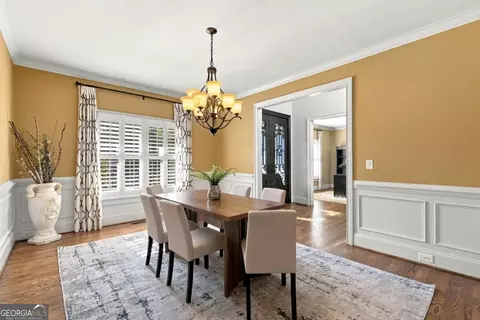 Dining - 605 Settles Brook Ct, Suwanee, GA 30024 photo 2 of 5