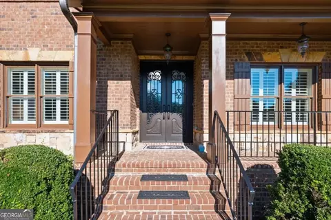 Exterior - 605 Settles Brook Ct, Suwanee, GA 30024 photo 11 of 12