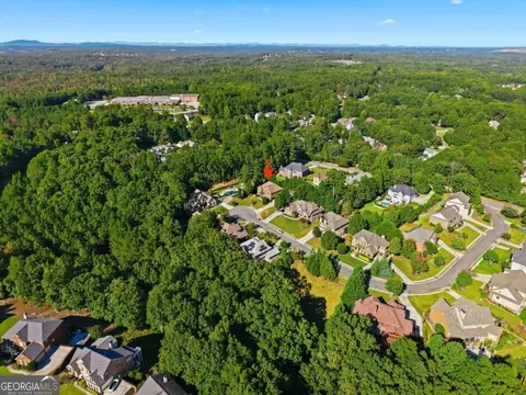 View/Area - 605 Settles Brook Ct, Suwanee, GA 30024 photo 6 of 7