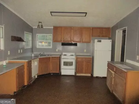 Kitchen - 205 Ruby Rd, Jackson, GA 30233 photo 1 of 1
