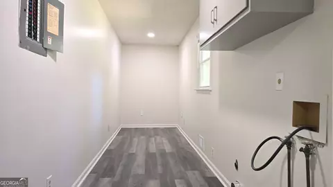 Entry Way - 3245 Hamilton Mill Rd, Buford, GA 30519 photo 1 of 2