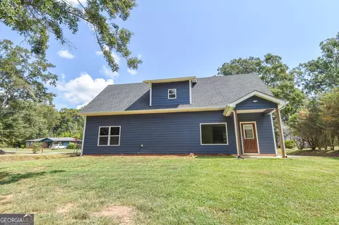 Exterior - 164 Johnson St, Barnesville, GA 30204 photo 4 of 12