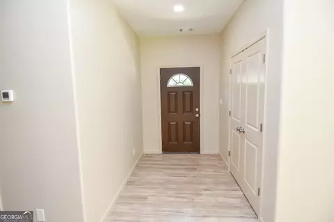 Entry Way - 164 Johnson St, Barnesville, GA 30204 photo 1 of 3