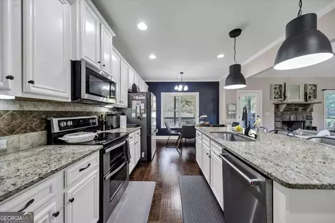 Kitchen - 155 Feather Ln, Jackson, GA 30233 photo 3 of 5