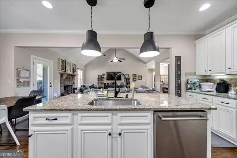 Kitchen - 155 Feather Ln, Jackson, GA 30233 photo 5 of 5