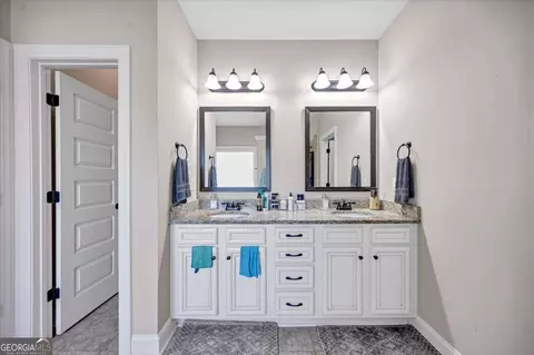 Bath - 155 Feather Ln, Jackson, GA 30233 photo 1 of 4