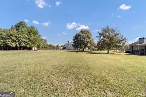 Exterior - 155 Feather Ln, Jackson, GA 30233 photo 9 of 11