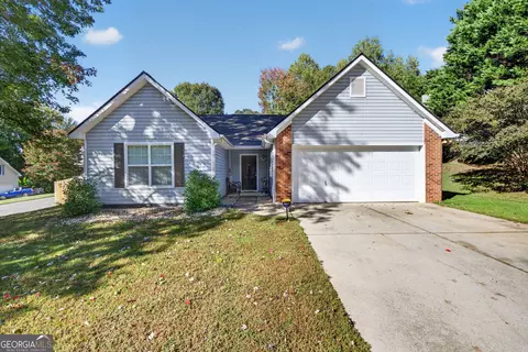 7101 Independence Dr, Flowery Branch, GA 30542