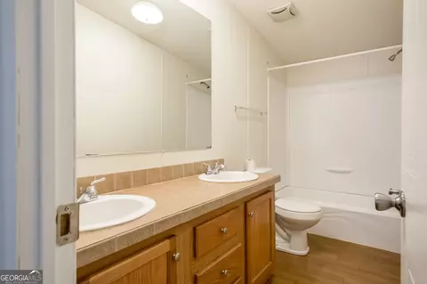 Bath - 6257 Bailey Rd, Blackshear, GA 31516 photo 1 of 5