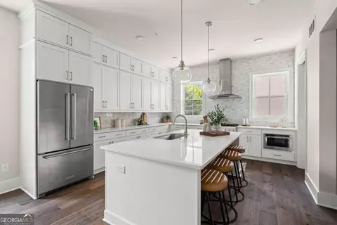 574 Boulevard Pl, Atlanta, GA 30308
