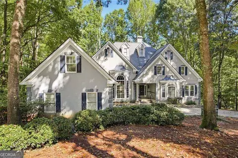 5331 Hermitage Dr, Powder Springs, GA 30127