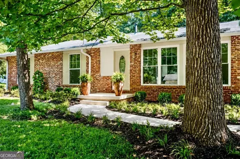 1595 Delia Dr, Decatur, GA 30033