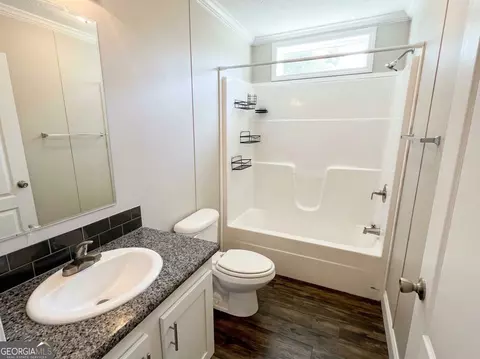 Bath - 83 Willow Dr E, Newnan, GA 30263 photo 2 of 2
