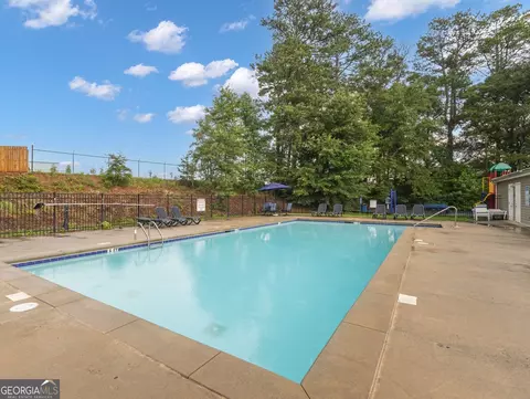 Exterior - 83 Willow Dr E, Newnan, GA 30263 photo 5 of 5