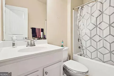 Bath - 12351 Styron Dr, Hampton, GA 30228 photo 1 of 1