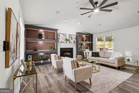 Living - 5409 Biffle Downs Rd, Stone Mountain, GA 30088 photo 1 of 1