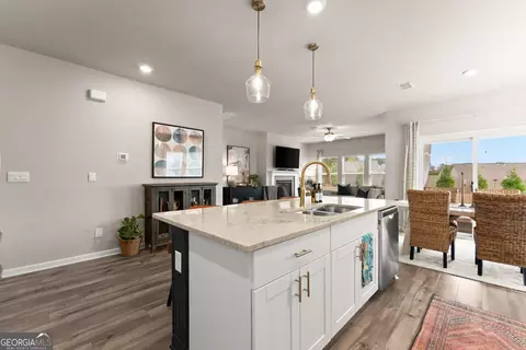 Kitchen - 409 Murphy Ave, Canton, GA 30114 photo 4 of 7