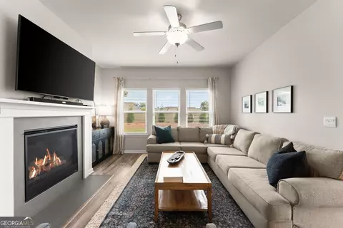 Living - 409 Murphy Ave, Canton, GA 30114 photo 1 of 1