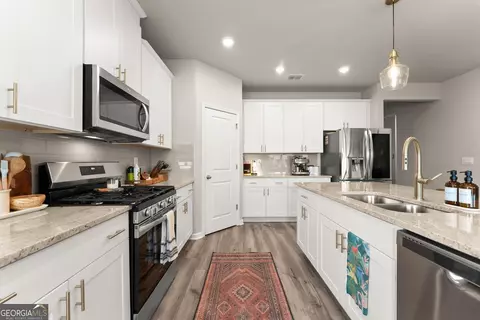 Kitchen - 409 Murphy Ave, Canton, GA 30114 photo 6 of 7