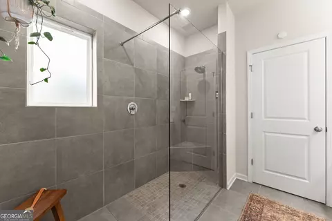 Bath - 409 Murphy Ave, Canton, GA 30114 photo 3 of 4