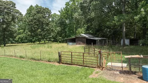 Exterior - 210 Bunch Rd, Tignall, GA 30668 photo 4 of 17
