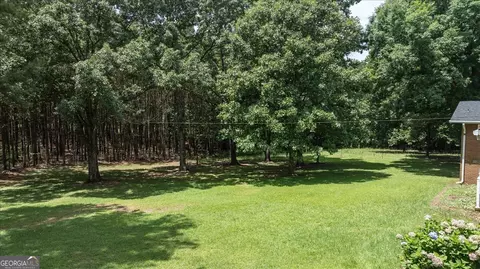 Exterior - 210 Bunch Rd, Tignall, GA 30668 photo 5 of 17