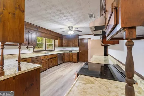 Kitchen - 210 Bunch Rd, Tignall, GA 30668 photo 2 of 4