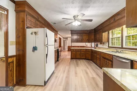 Kitchen - 210 Bunch Rd, Tignall, GA 30668 photo 1 of 4