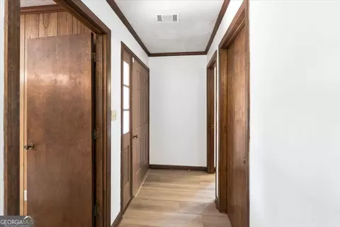 Entry Way - 210 Bunch Rd, Tignall, GA 30668 photo 2 of 5
