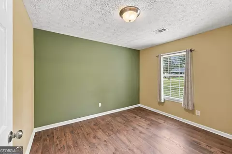 Bedroom - 4844 Forest Blvd, Gainesville, GA 30506 photo 2 of 5